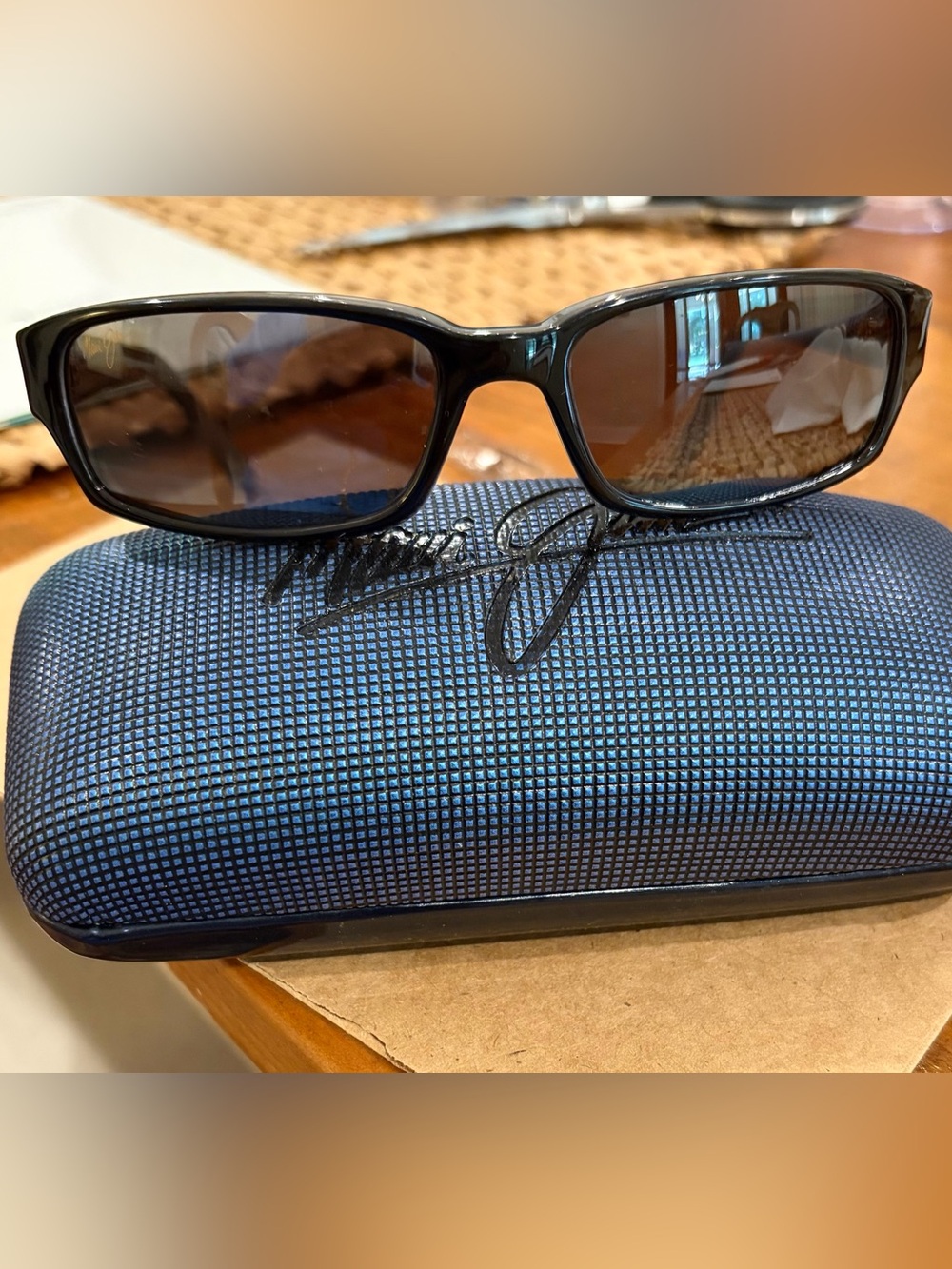 Maui Jim polarized Sunglasses with Case